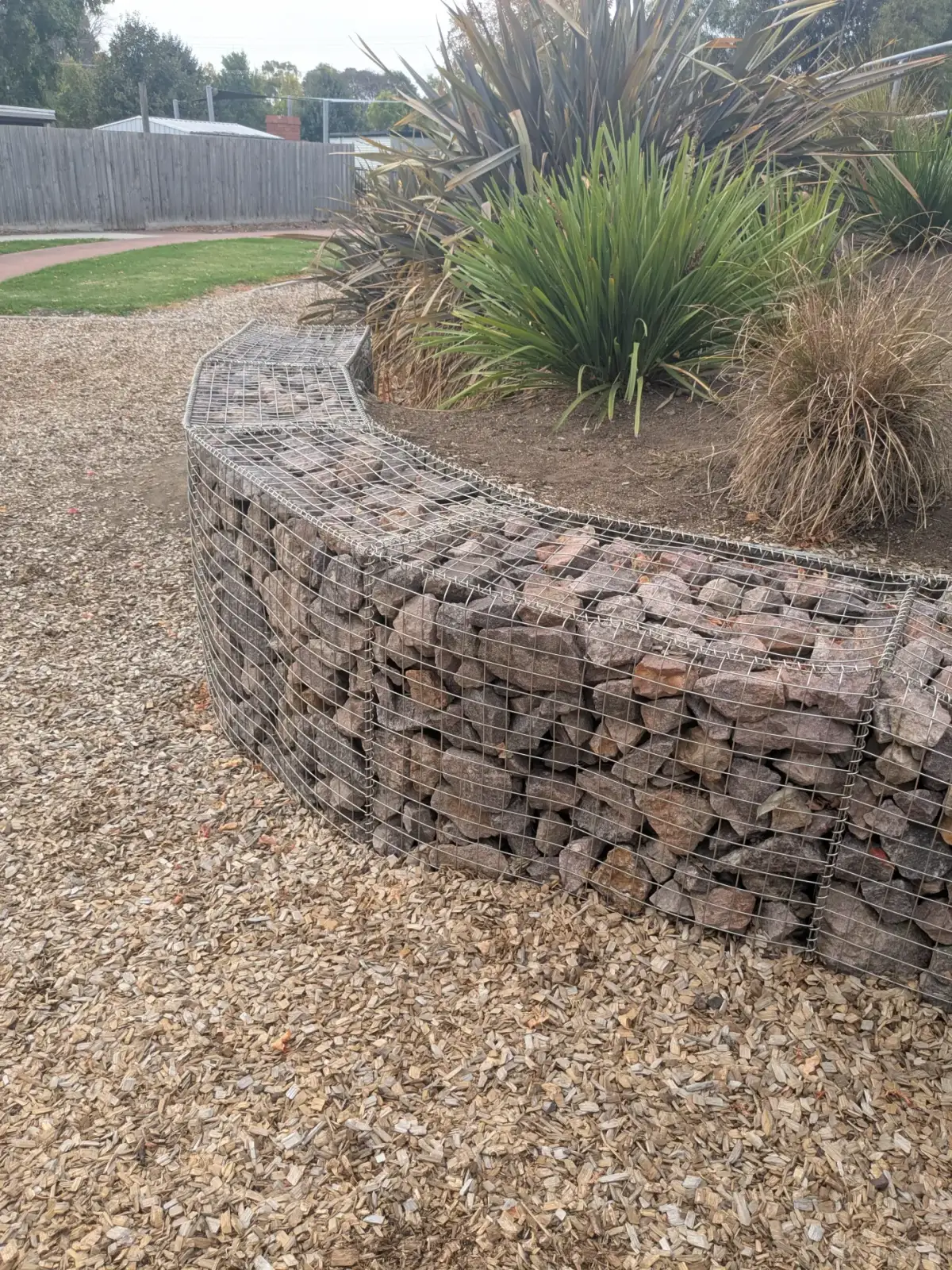 Gabion retaining wall, alternate view